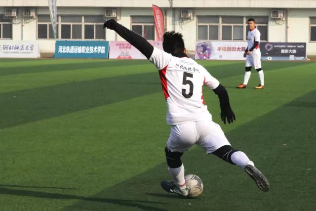 精选足篮专家:刘畅11连红世界杯9中9 周通解球8连红